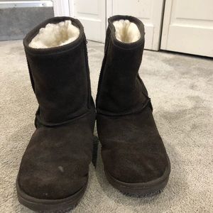 EMU shearling boots